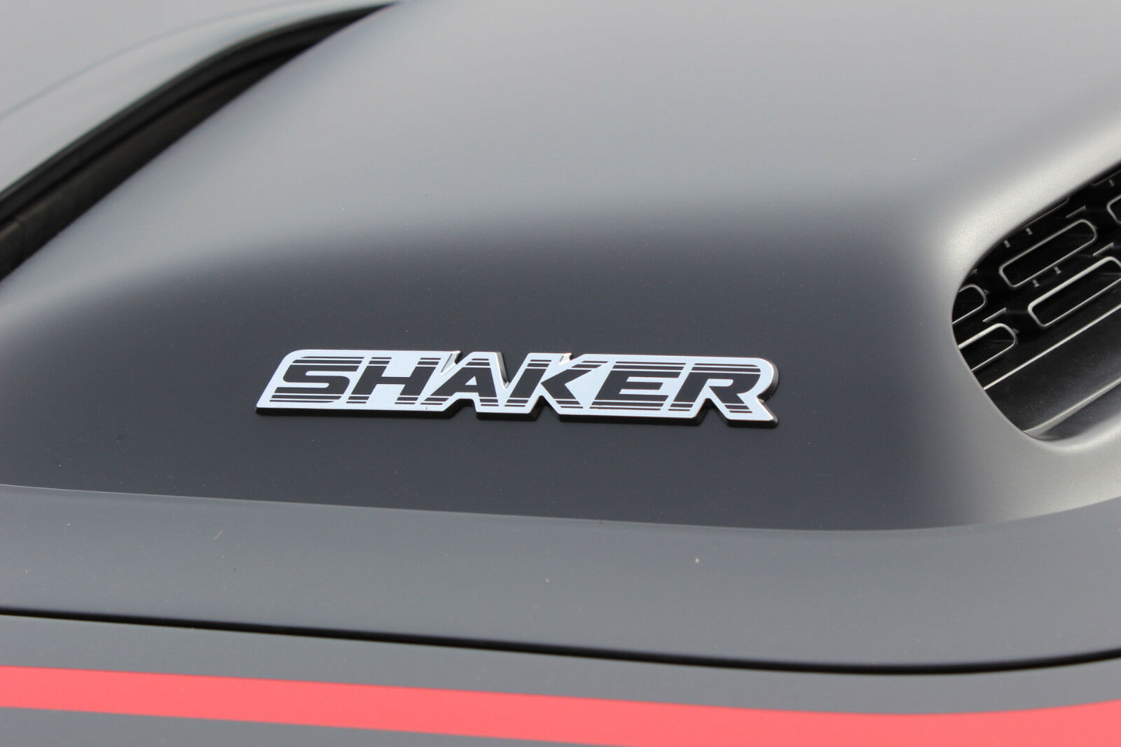 "SHAKER" Chrome & Black Mopar OEM Hood Emblem Dodge Challenger - Click Image to Close
